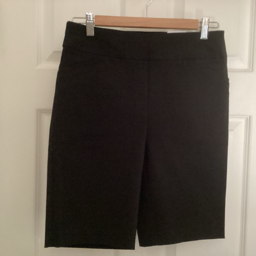 Womens stretch short